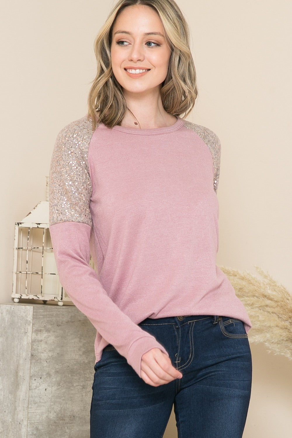 Light Sweater w Contrast Print Sleeves