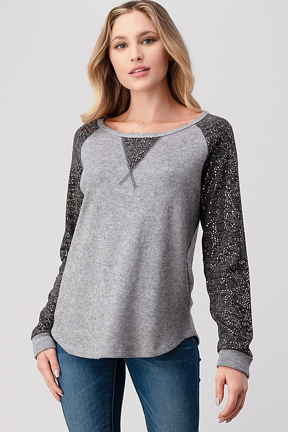 Light Sweater w Contrast Print Sleeves