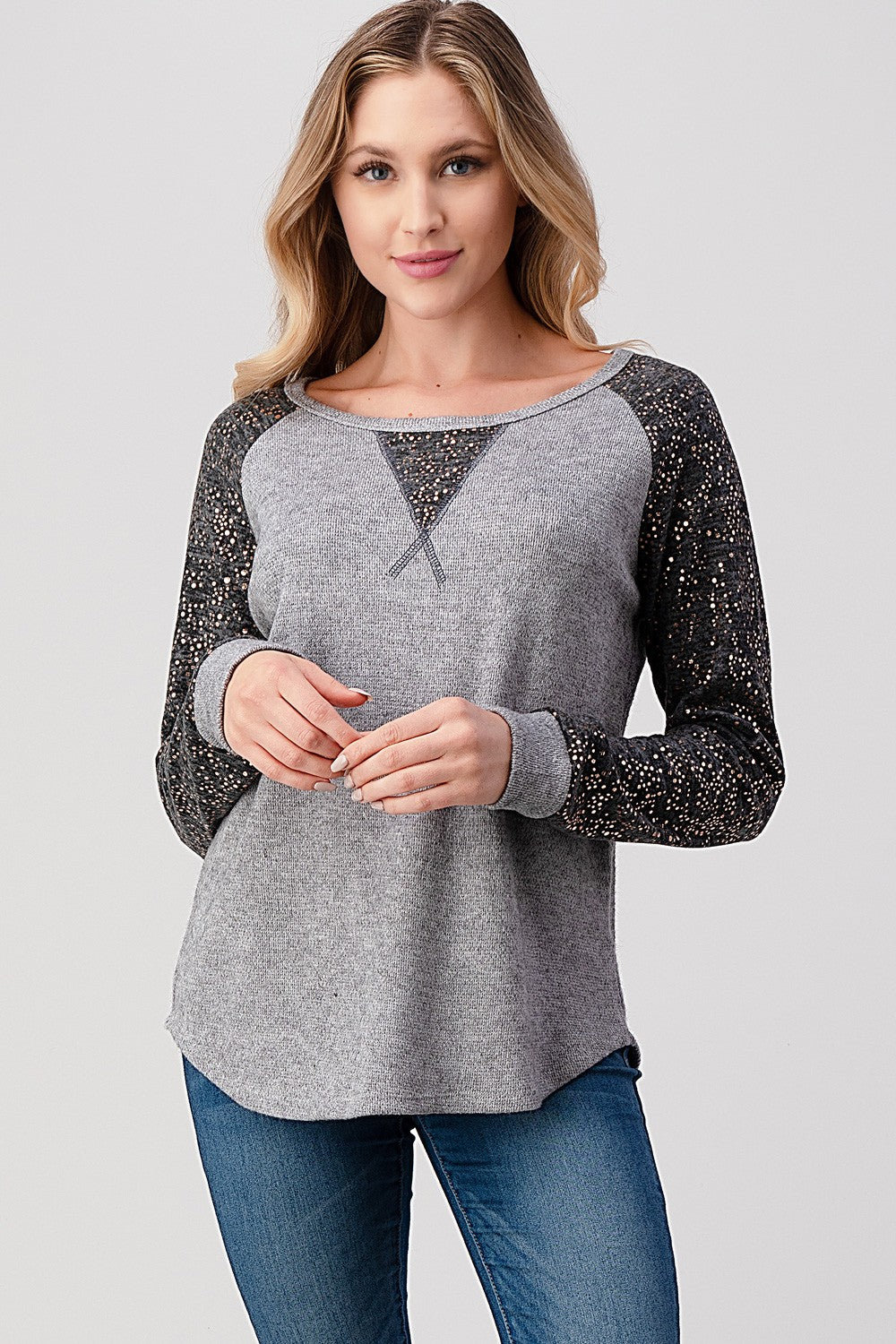 Light Sweater w Contrast Print Sleeves